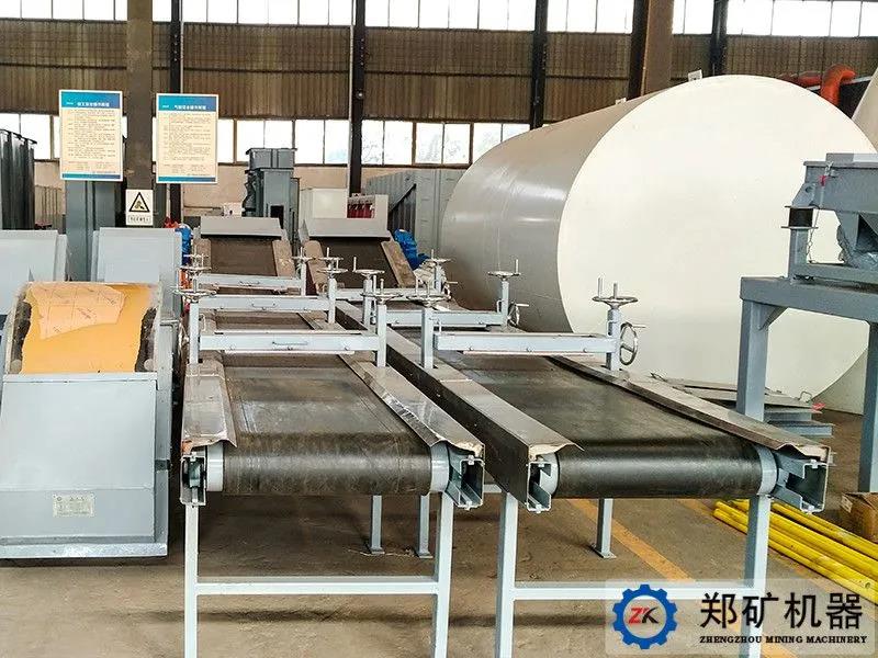 帶式輸送機(jī).jpg